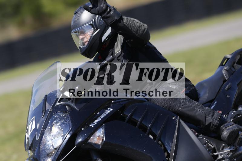 /Archiv-2025/48 25.08.2025 Cornu Master School ADR/blau-bleu/27